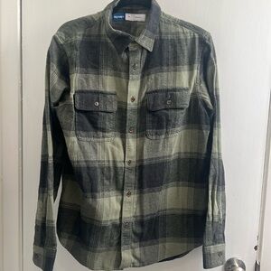 Old Navy regular fit green buffalo men’s flannel size medium